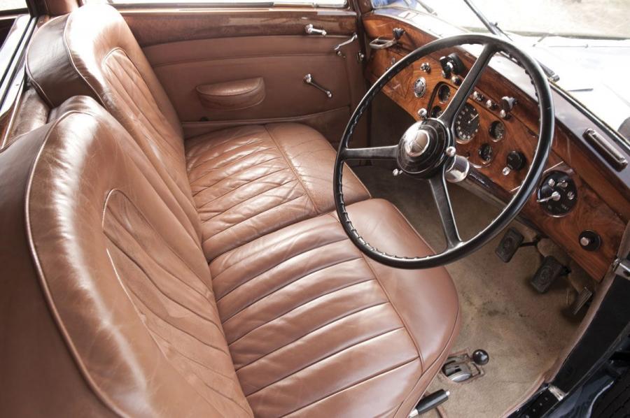  Rolls-Royce Phantom III Saloon by Mulliner 1938 года  (фото 4 из 6)